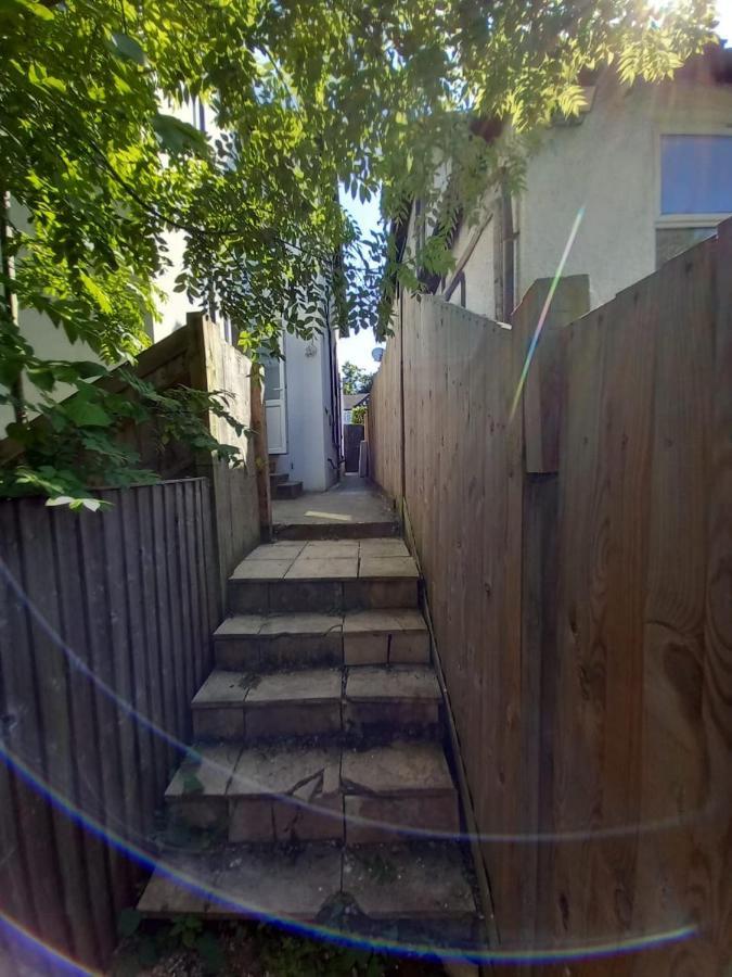 Leisure Studio Flat In Golders Green London Exteriör bild